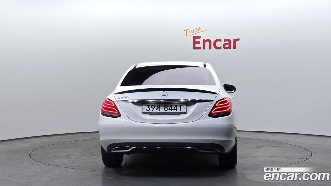 Mercedes-Benz C-Class 2018