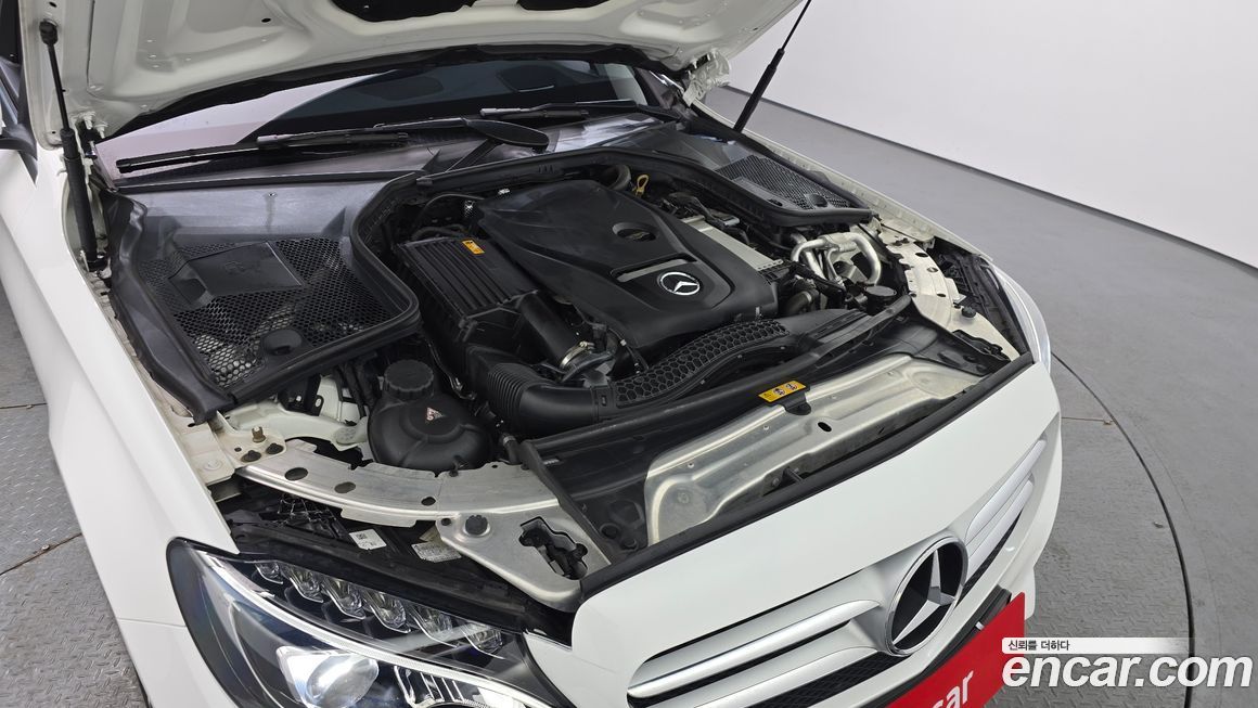 Mercedes-Benz C-Class 2018