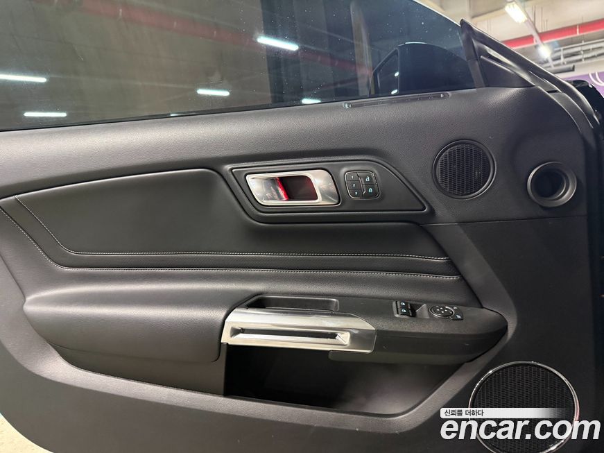 Ford Mustang 2019