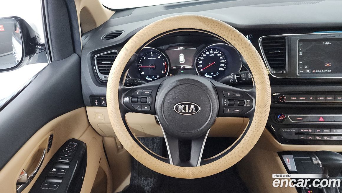 Kia Canival 2019