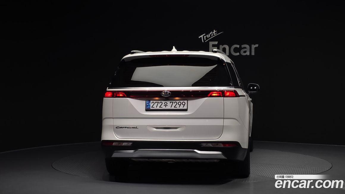 Kia Canival 2021