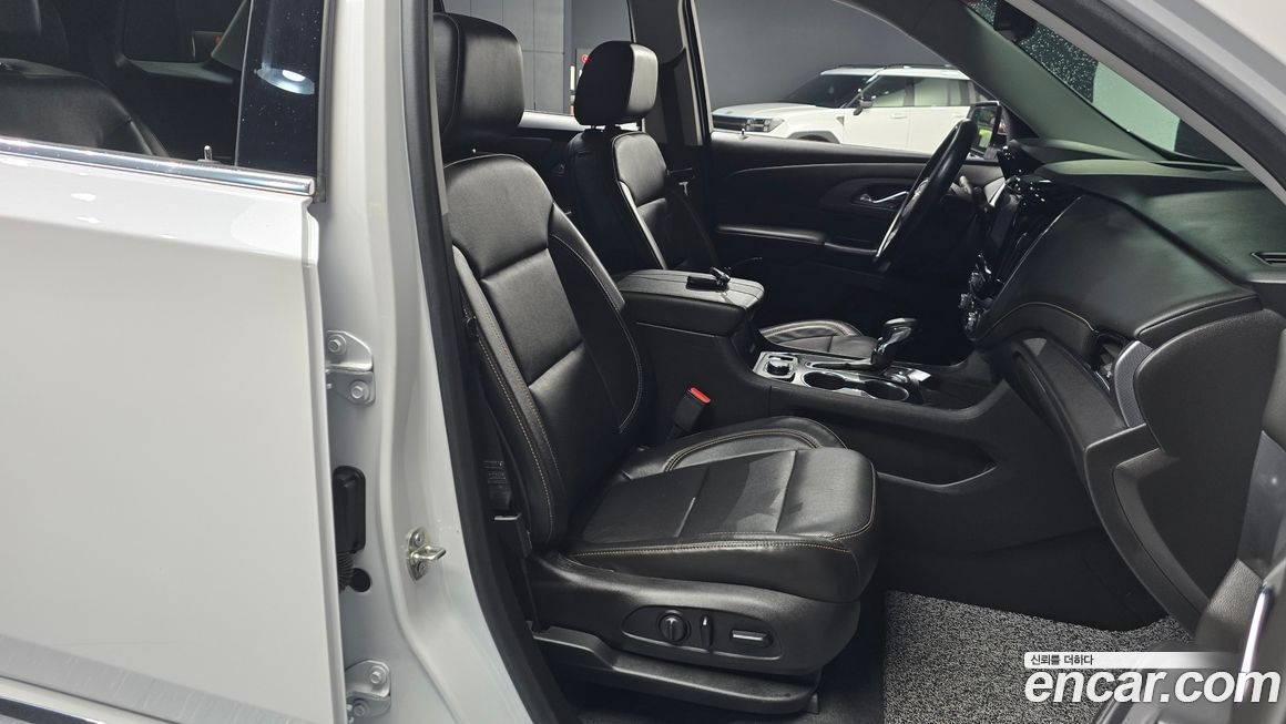 ChevroletGMDaewoo Traverse 2021