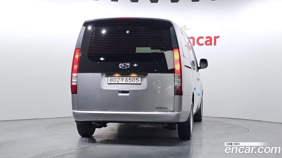 Hyundai Staria 2023