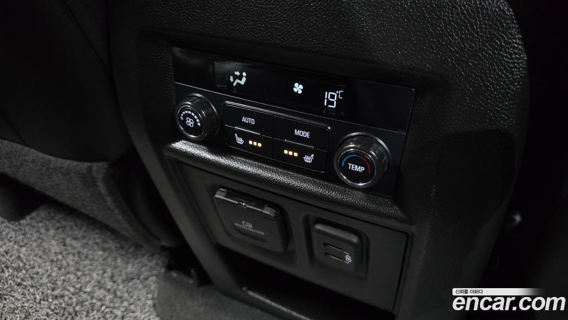 ChevroletGMDaewoo Traverse 2021