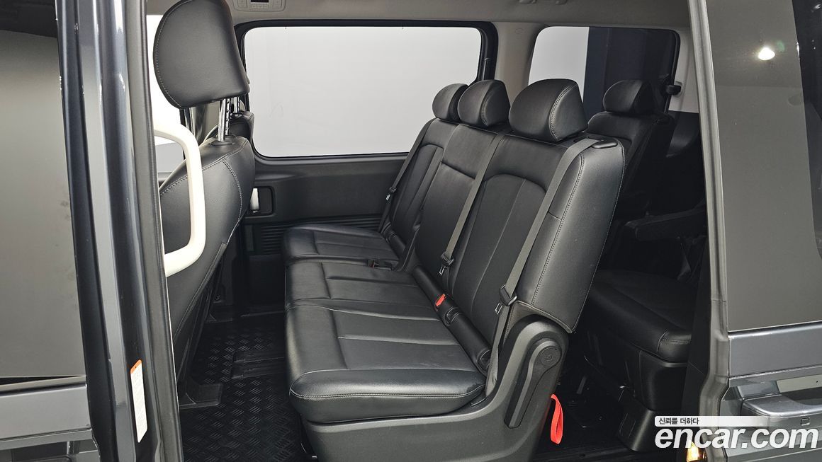 Hyundai Staria 2023