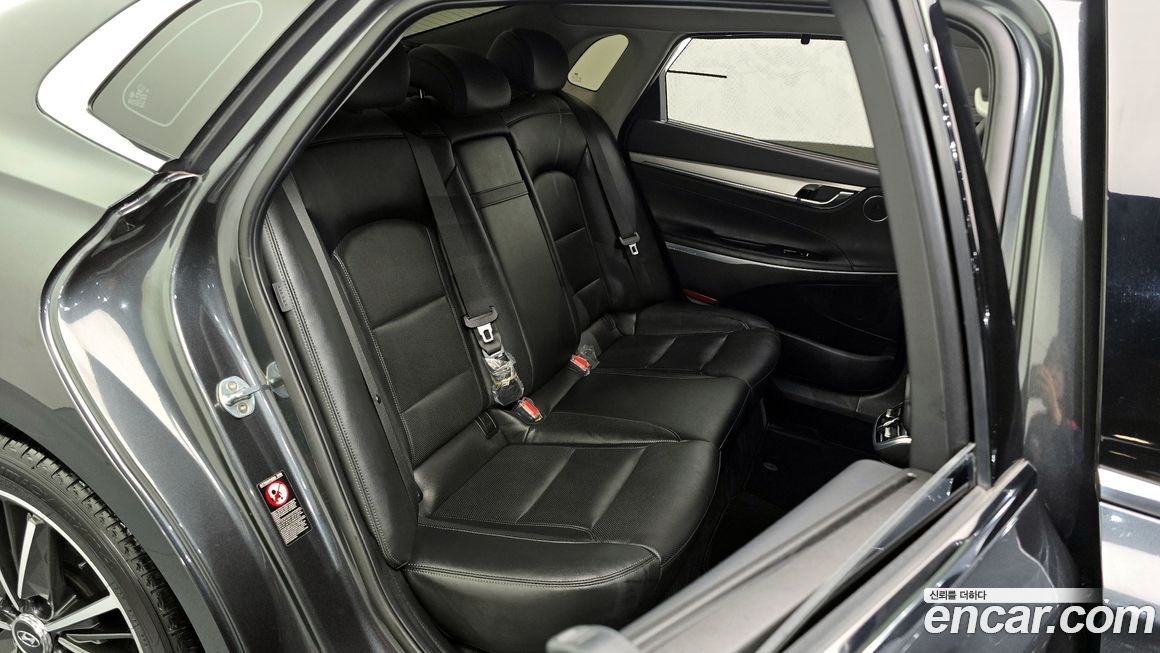 Hyundai Grandeur 2020