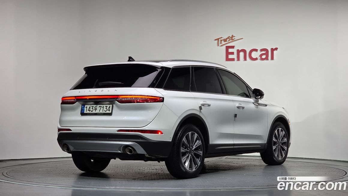 Lincoln Corsair 2021