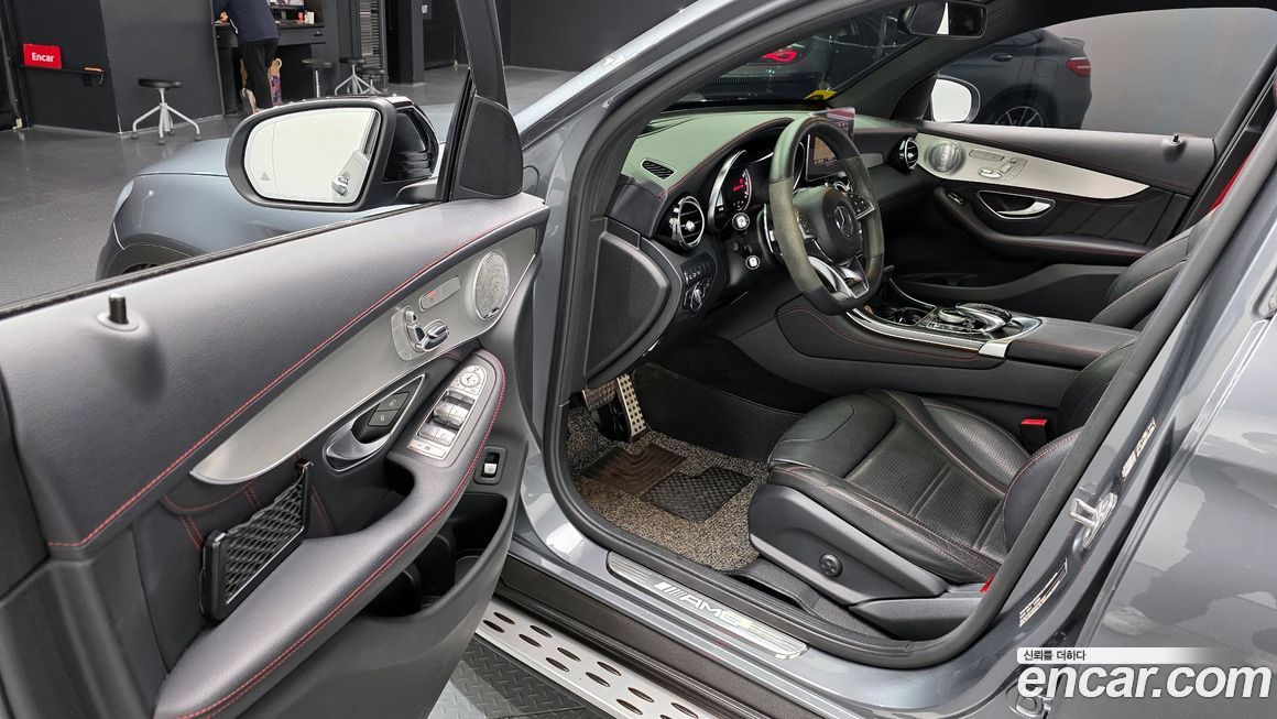 Mercedes-Benz GLC-Class 2018