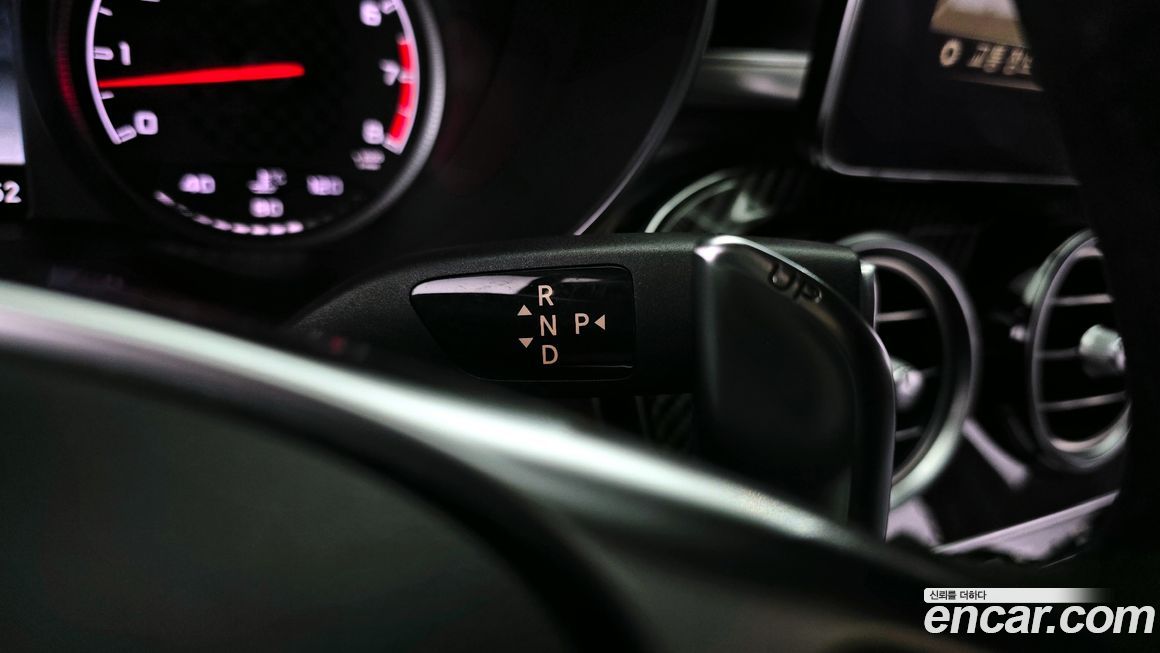 Mercedes-Benz GLC-Class 2018