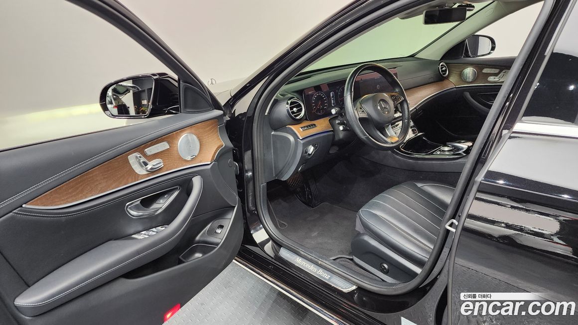 Mercedes-Benz E-Class 2018