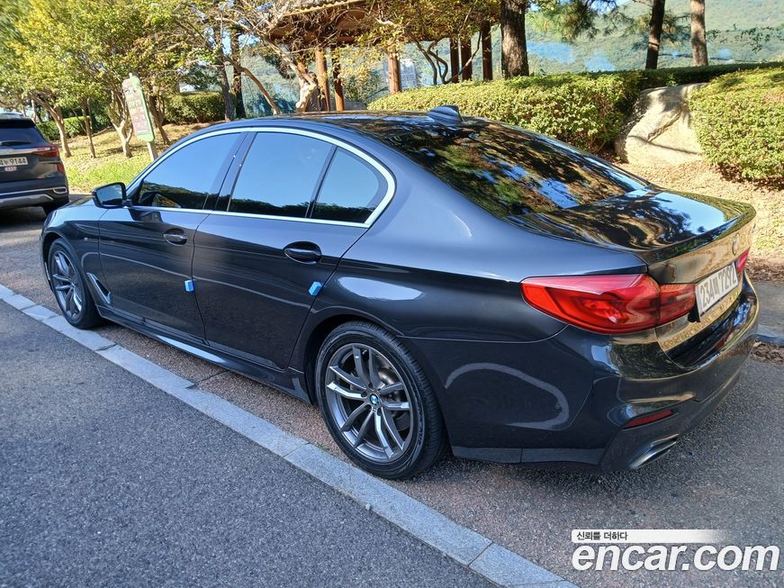 BMW 5-Series 2019