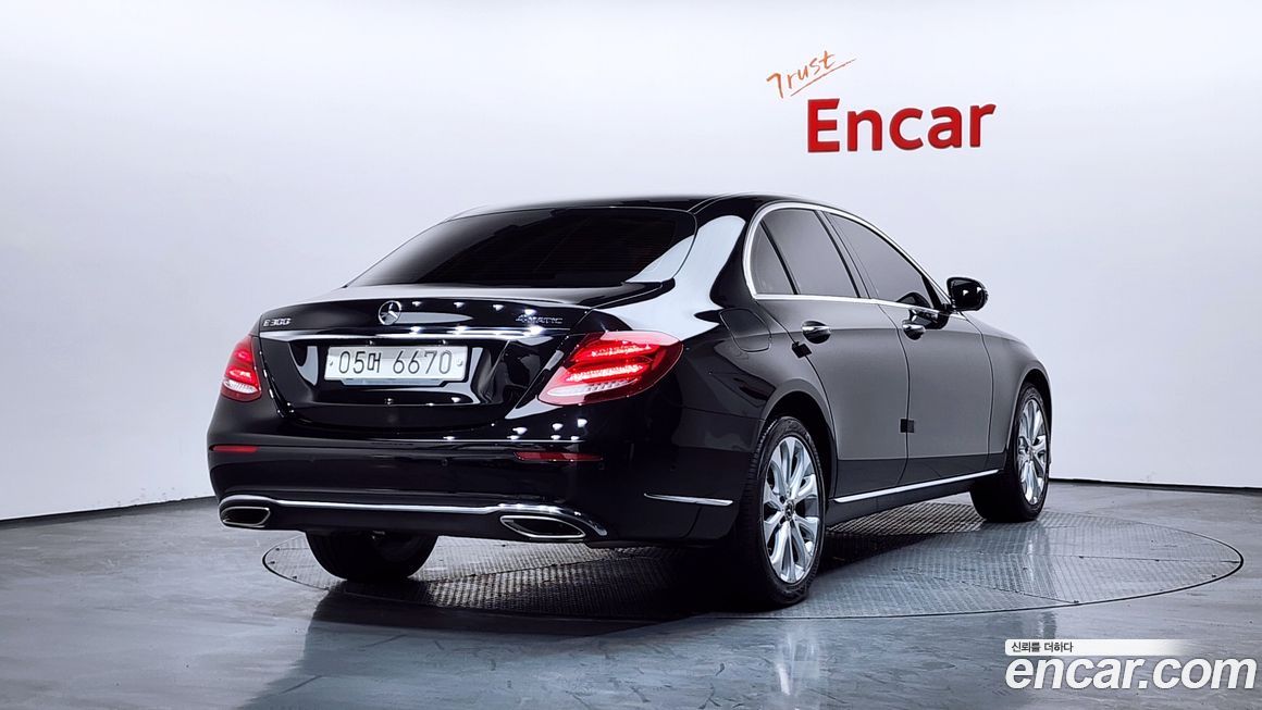 Mercedes-Benz E-Class 2018