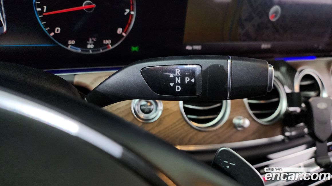 Mercedes-Benz E-Class 2018