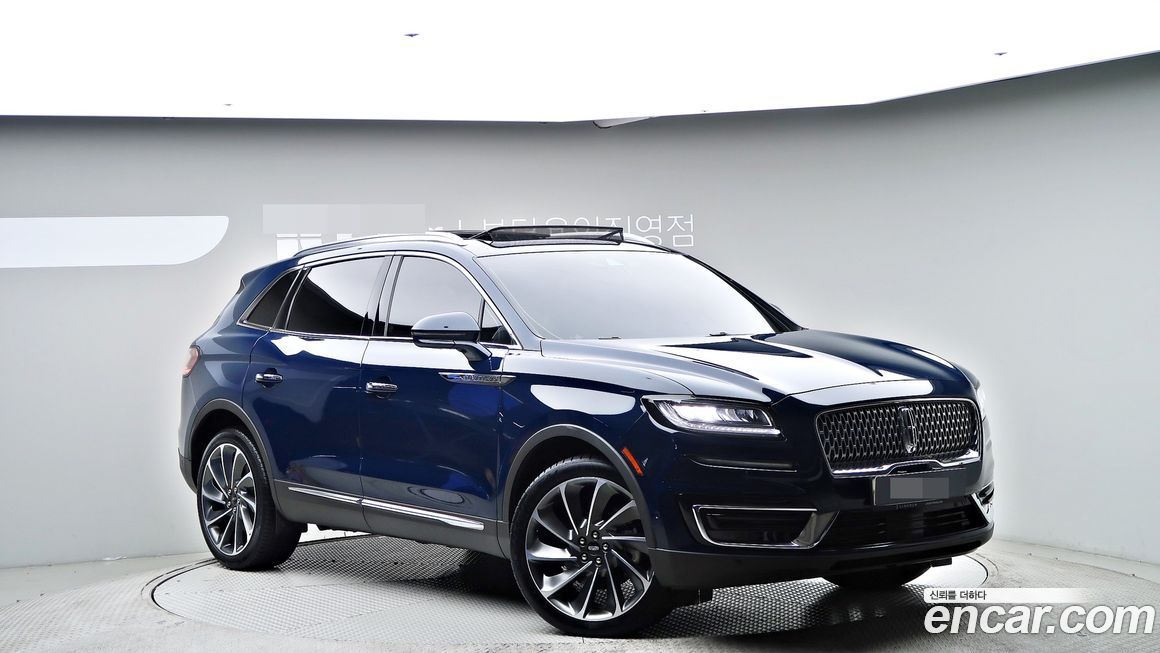 Lincoln Nautilus 2020