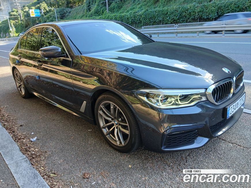 BMW 5-Series 2019