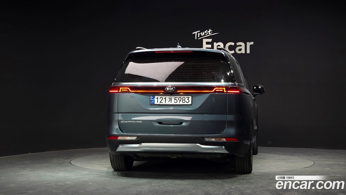 Kia Canival 2021