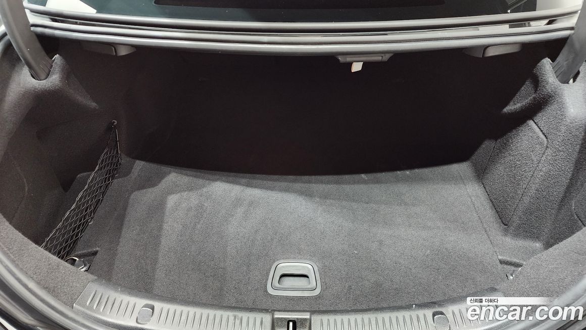 Mercedes-Benz E-Class 2018