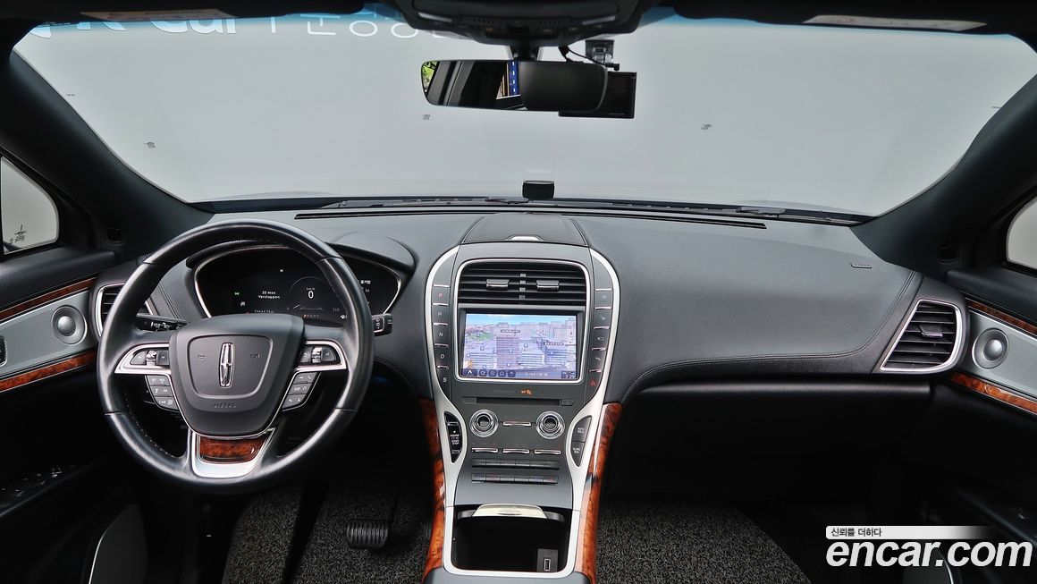 Lincoln Nautilus 2020