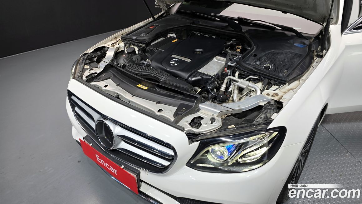 Mercedes-Benz E-Class 2020