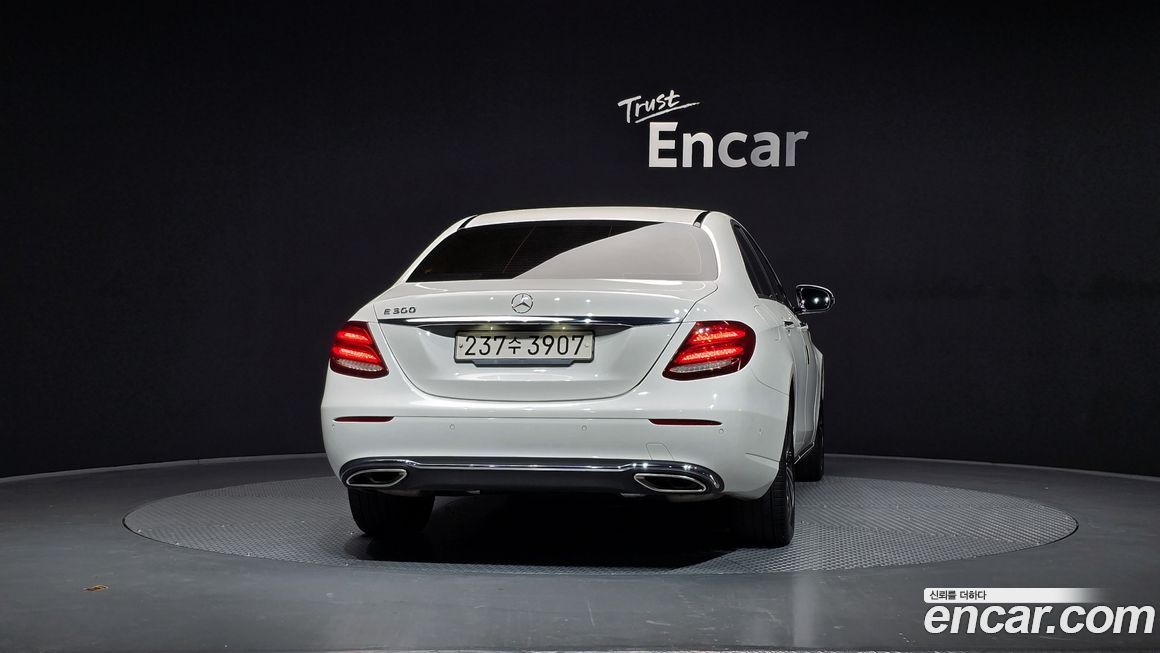 Mercedes-Benz E-Class 2020