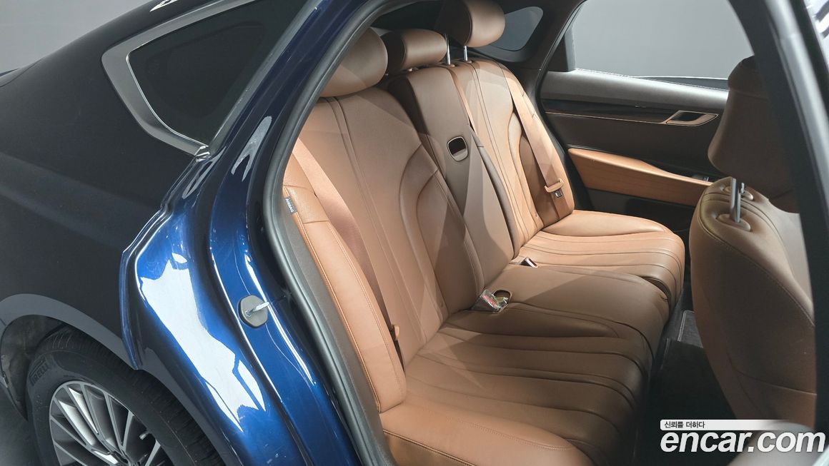 Genesis G80 2021