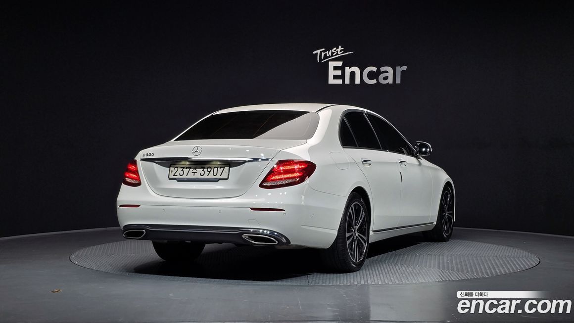 Mercedes-Benz E-Class 2020