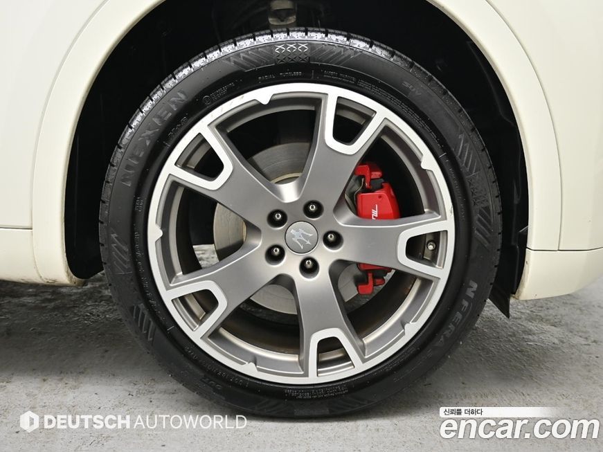 Maserati Levante 2017