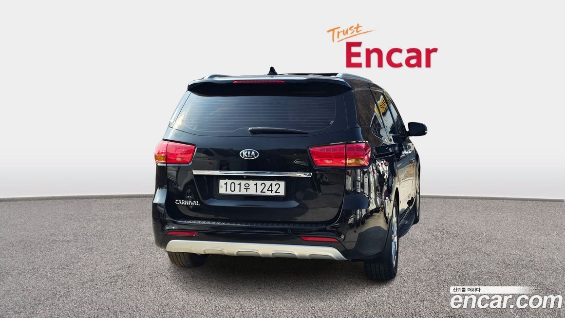 Kia Canival 2017