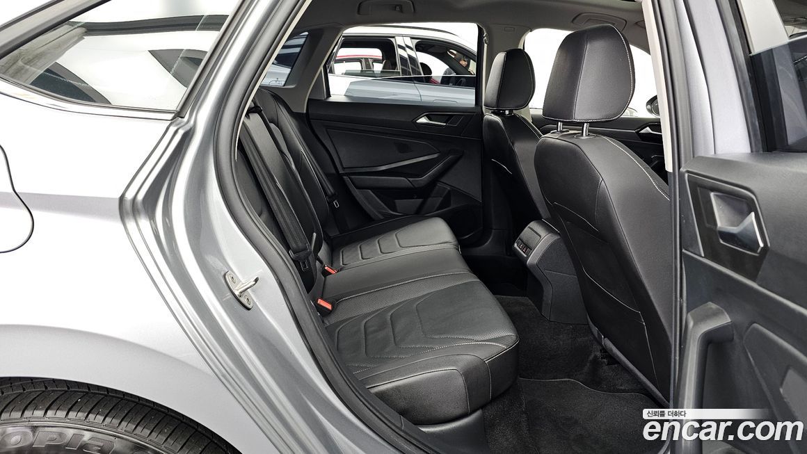 Volkswagen Jetta 2023