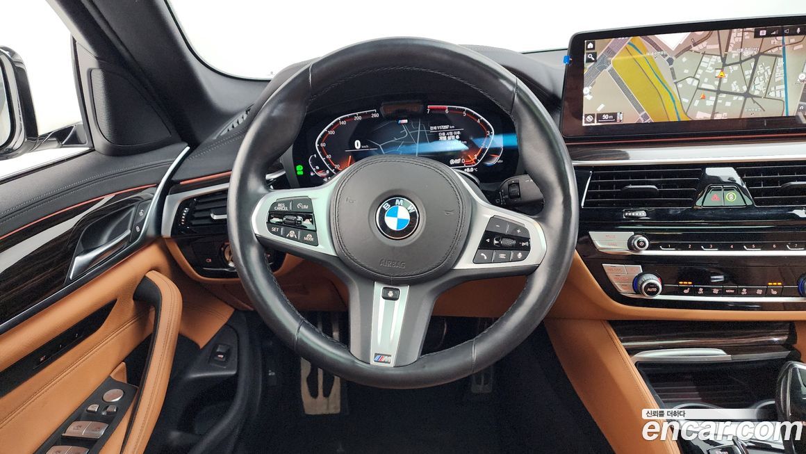 BMW 5-Series 2022