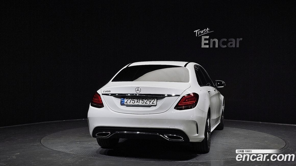 Mercedes-Benz C-Class 2021