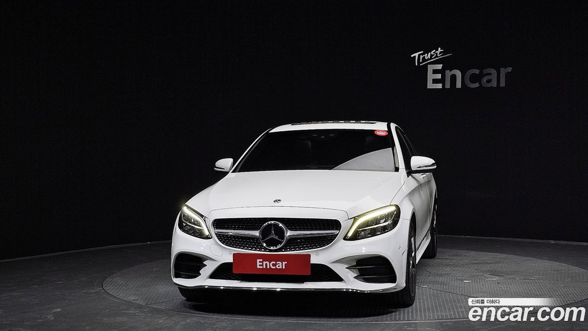 Mercedes-Benz C-Class 2021