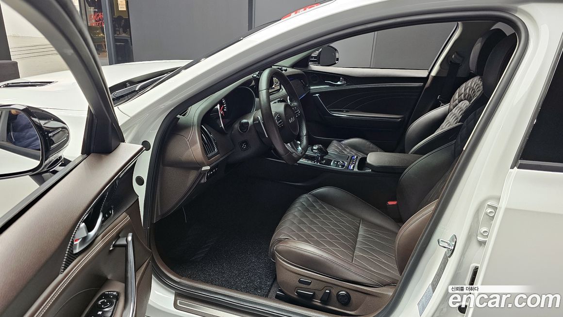 Kia Stinger 2023