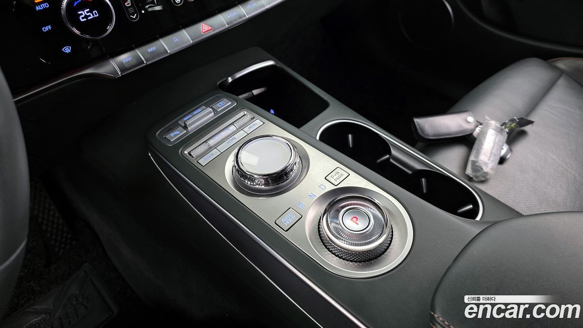 Genesis GV70 2021