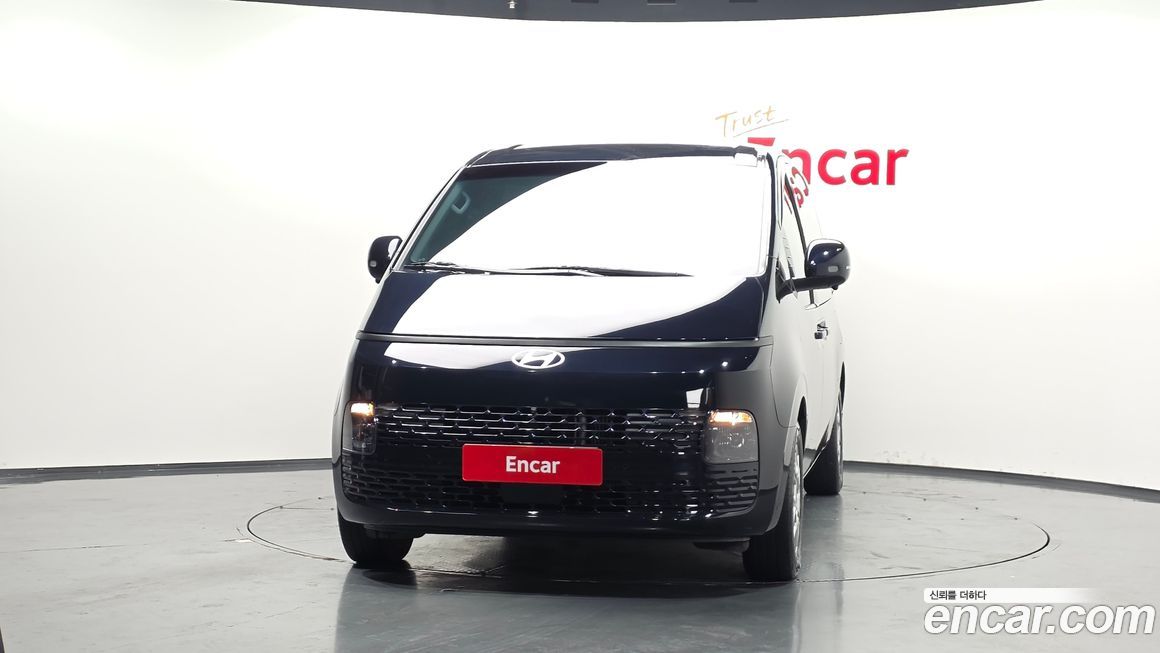 Hyundai Staria 2025