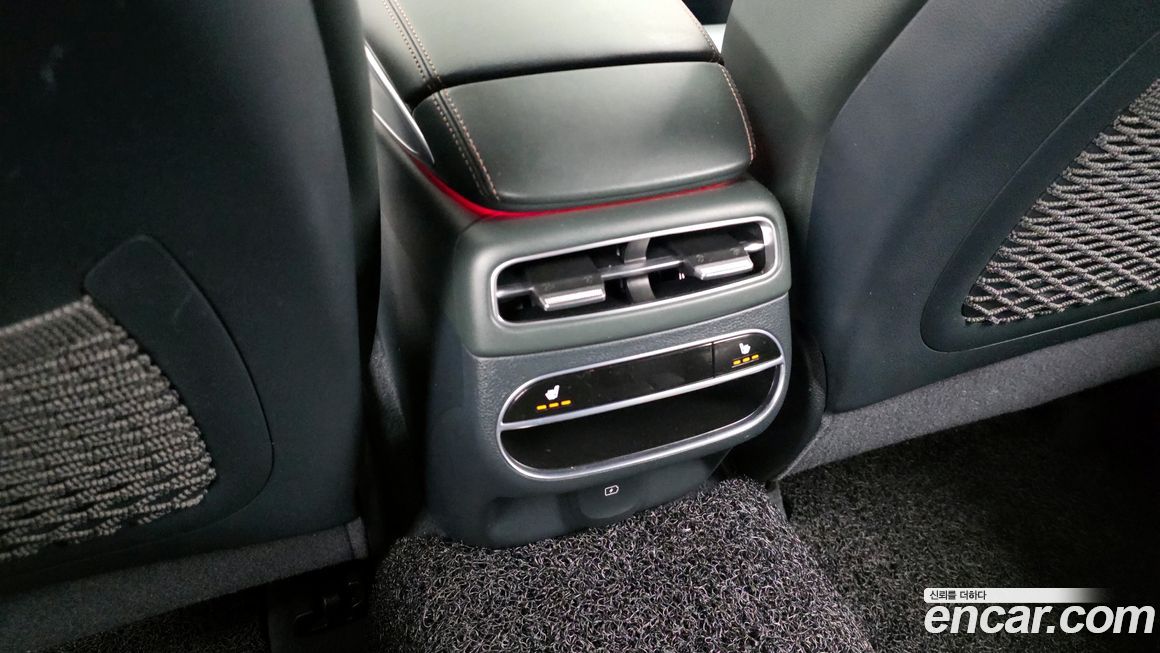 Genesis GV70 2021