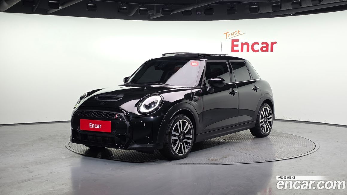Mini Cooper 2024