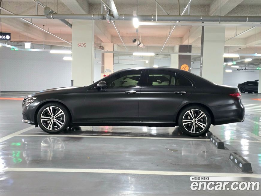 Mercedes-Benz E-Class 2021