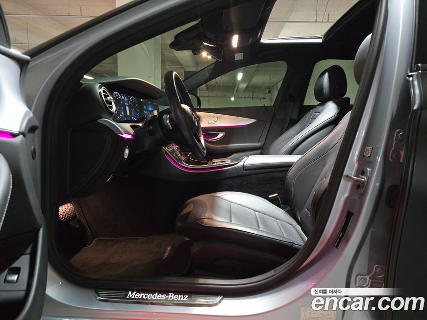 Mercedes-Benz E-Class 2021
