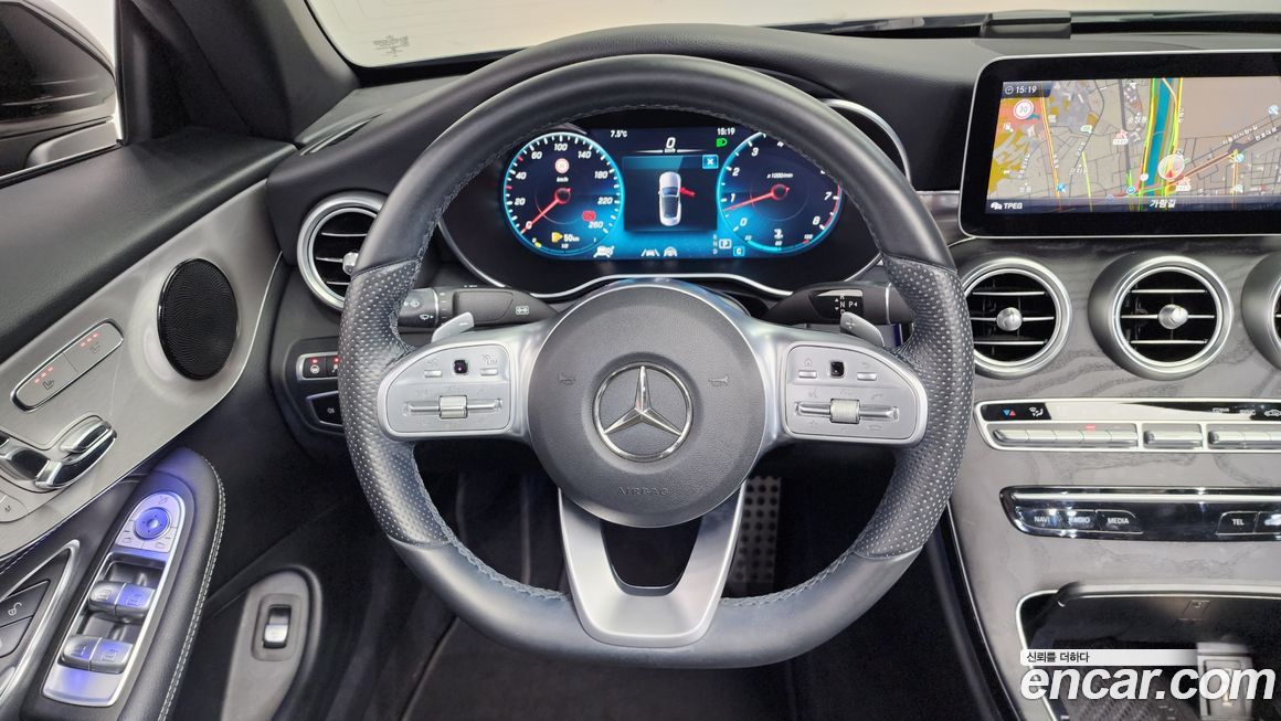 Mercedes-Benz C-Class 2021