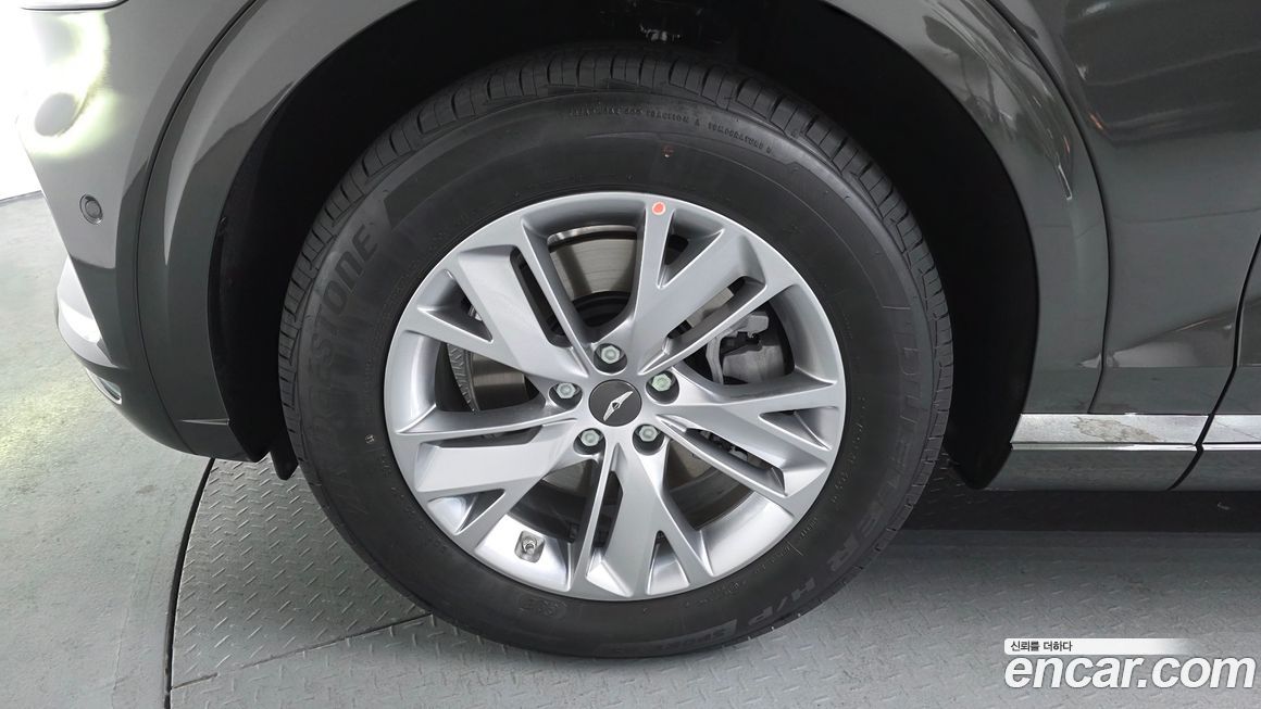 Genesis GV70 2024