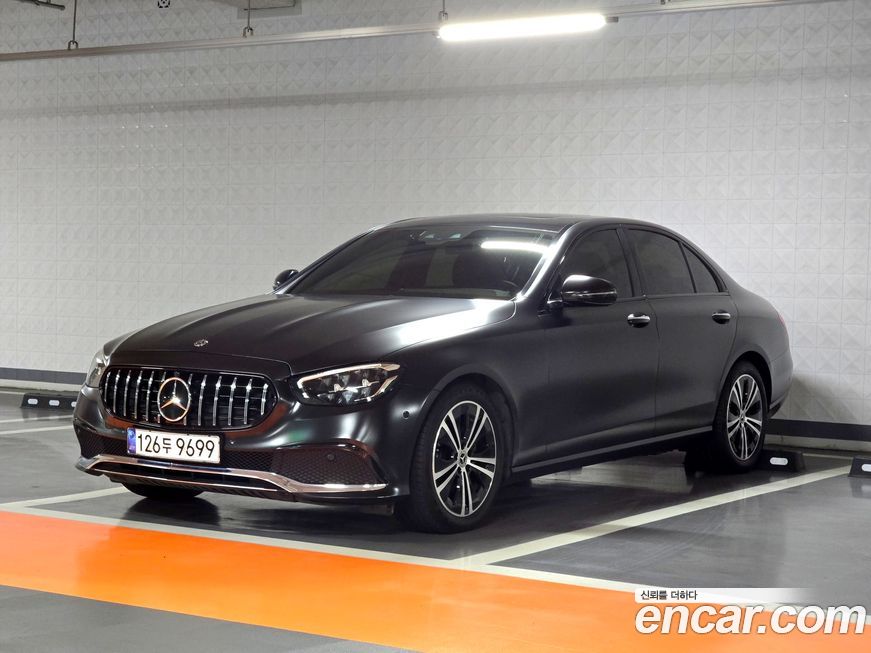 Mercedes-Benz E-Class 2021