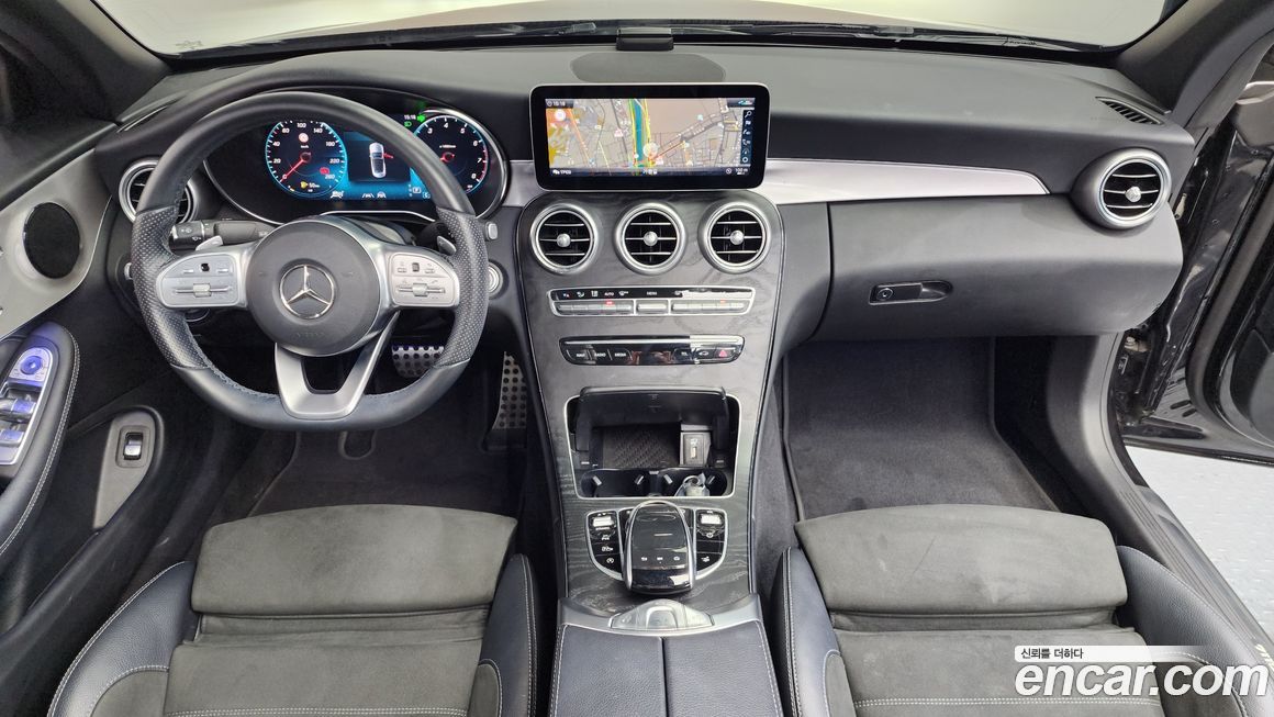 Mercedes-Benz C-Class 2021