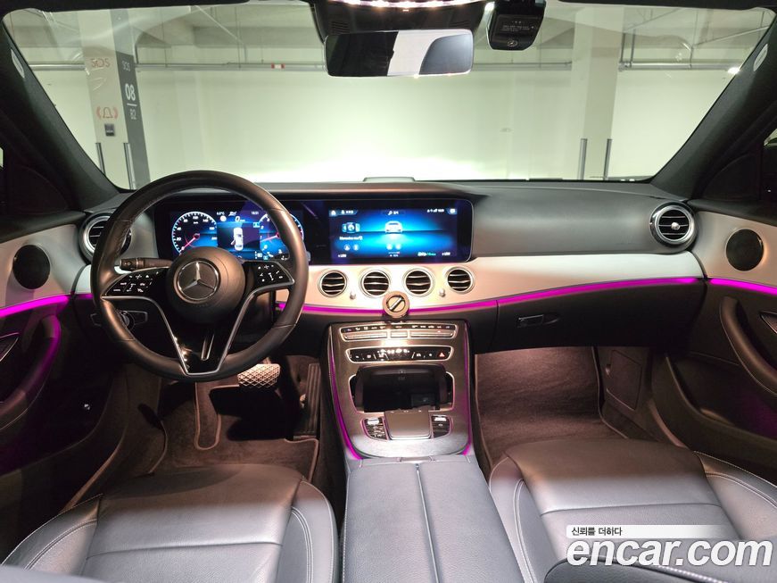 Mercedes-Benz E-Class 2021