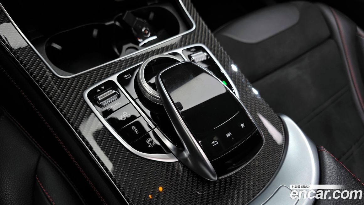 Mercedes-Benz GLC-Class 2019