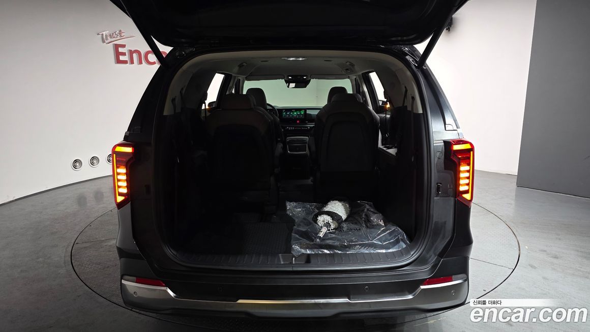 Kia Canival 2025
