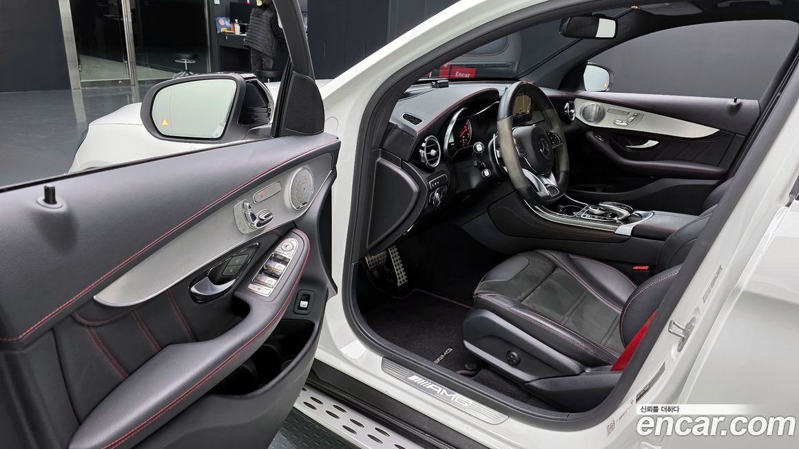 Mercedes-Benz GLC-Class 2019