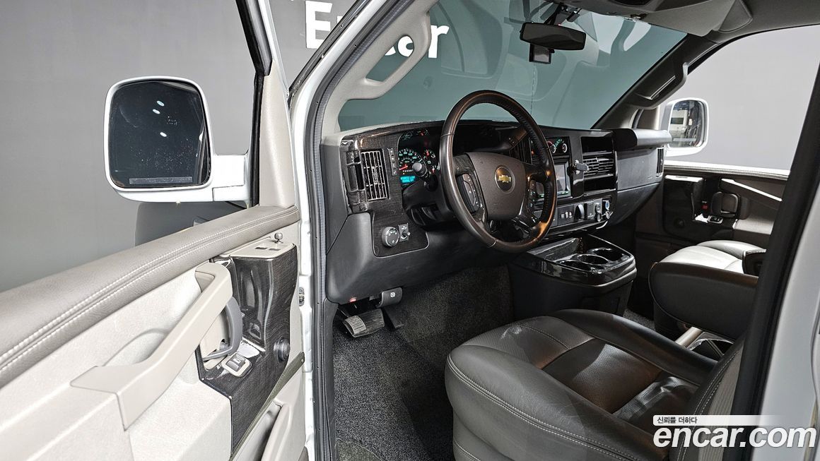 Chevrolet Express Van 2017