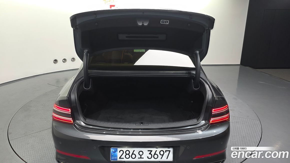 Genesis G80 2021