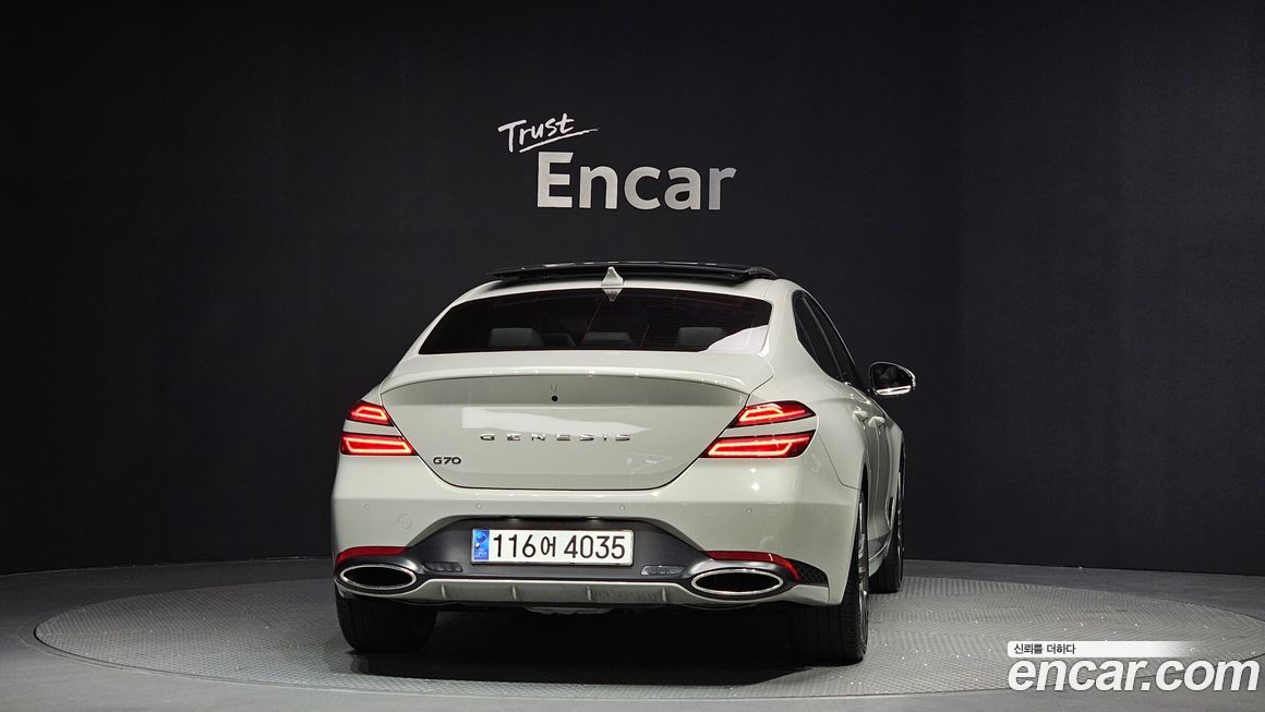 Genesis G70 2024